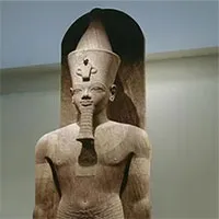 Tượng nhân sư 26 mét giúp "tái sinh" pharaoh của thành phố Vàng