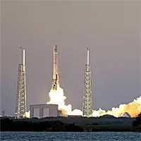 Tên lửa SpaceX sắp đâm vào Mặt trăng sau 7 năm trôi nổi trong không gian