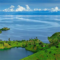 Ai ngờ được hồ nước đẹp như tranh vẽ lại che giấu bí mật chết người