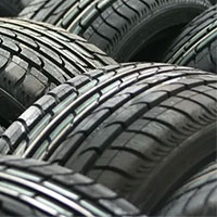 Hạt nhựa từ lốp xe khiến nhiều loài cá và tôm khó bơi, chết bất thường