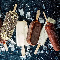 Tại sao kem và sữa chua mua về để tủ lạnh, không ăn ngay lại bị giòn giòn, sồn sột?