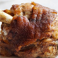 Sự thật về tác dụng của móng giò