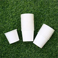 Dùng 3 loại cốc này để uống nước chẳng khác nào "tự đầu độc"
