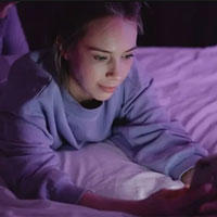 Trì hoãn giấc ngủ là gì? Trì hoãn việc ngủ có hại như thế nào?