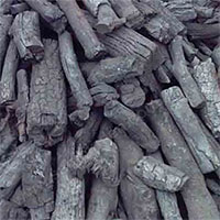 Đặt than củi vào lò vi sóng, điều kỳ diệu xảy ra sau vài ngày khiến bạn cực bất ngờ