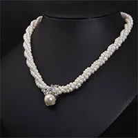 Vòng cổ ngọc trai cực hiếm bán với giá kỷ lục