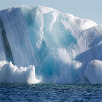 Vì sao băng trôi có màu đỏ?