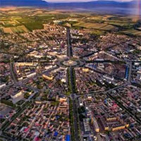 Thành phố kỳ lạ hình bát quái, không có đèn giao thông ở Tân Cương