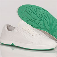 Trung Quốc phát triển giày sinh học có thể phân hủy