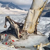 Băng trên đỉnh Alps biến mất, nhiều hài cốt người và xác máy bay lộ ra