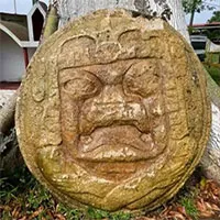 Phát hiện bức phù điêu đôi "miệng nhăn nhó" ở Mexico