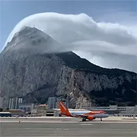 Đám mây kỳ lạ xuất hiện tại Gibraltar