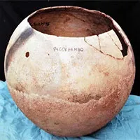 Phát lộ "kho báu mộ chum" tại di tích Giồng Cá Vồ