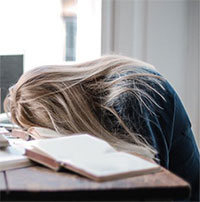 Thiếu ngủ khiến người ta sống ích kỷ hơn