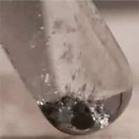 Đột phá mới: Điện phân nước thành hydro ở nhiệt độ phòng
