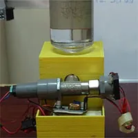 Sinh viên làm thiết bị phát hiện methanol trong rượu