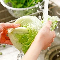 Những sai lầm khi ăn rau cải phí dinh dưỡng và dễ gây ngộ độc