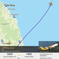 Vì sao nhiều phi cơ vẫn bay qua khu vực bão Noru?