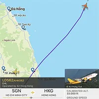 Vì sao nhiều phi cơ vẫn bay qua khu vực bão Noru?