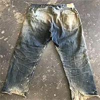Quần jean Levi's từ thế kỷ 19 được bán với giá hơn 87.000 USD