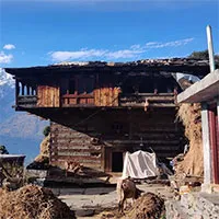Lối kiến trúc độc đáo, bất chấp động đất trên dãy Himalaya