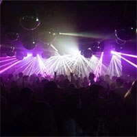 Sàn nhảy độc đáo biến thân nhiệt của vũ công thành năng lượng hữu ích