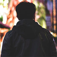 Cô đơn khiến bạn dễ bị tổn thương hơn