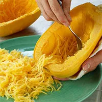 Độc đáo quả bí có ruột "mì sợi", hàm lượng dinh dưỡng cao, giá bình dân