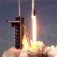 SpaceX phóng hạt giống cà chua lên Trạm vũ trụ Quốc tế