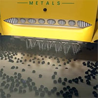 Cỗ máy bơi lơ lửng trên đáy biển để thu thập kim loại