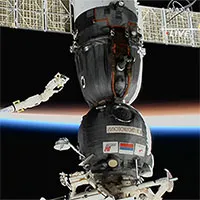 Nga tìm ra lỗ thủng tàu vũ trụ Soyuz, trả lời về tình trạng các phi hành gia