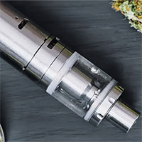 Nghiên cứu cho thấy: Thuốc lá điện tử ảnh hưởng đến tim như thuốc lá thường