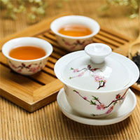 Uống trà không đúng cách gây hại cho hệ tiêu hóa