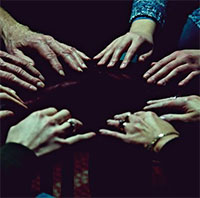 Giao tiếp với người chết: 20 năm chụp ảnh gọi hồn