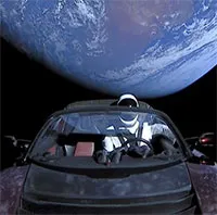 Xe điện của Elon Musk ra sao sau 5 năm bay vào vũ trụ?