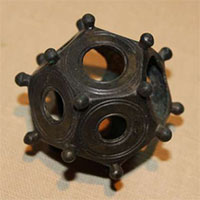 Hé lộ công dụng của khối thập nhị diện La Mã được phát hiện ở Bỉ