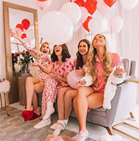 Gen Z lựa chọn cách đón Valentine đặc biệt và thú vị