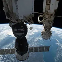 Ngày mai, Nga phóng tàu đặc biệt giải cứu 3 phi hành gia NASA-Roscosmos