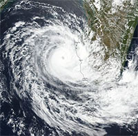 Kỳ lạ cơn bão sống dai nhất thế giới, tung hoành cả tháng chưa dứt