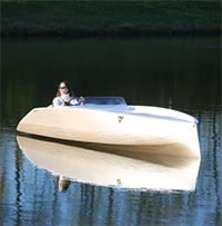 Đức ra mắt thuyền điện siêu nhẹ bằng sợi carbon