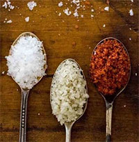 Liệu bạn có đang dùng muối đúng cách khi nấu ăn?