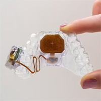 Mỹ phát triển thiết bị hỗ trợ lưỡi điều khiển điện thoại, máy tính