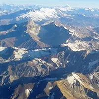 Vì sao dãy Andes trở nên đồ sộ?