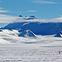 Các nhà khoa học thành công trong việc lưu trữ mẫu băng cổ xưa ở Bắc Cực