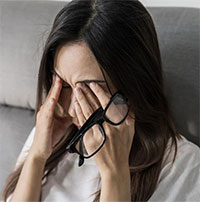 Tại sao dụi mắt lại nguy hiểm?