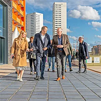 Hà Lan thí điểm tuyến phố đi bộ năng lượng mặt trời