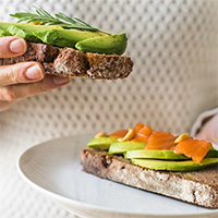 Nên ăn chất xơ ở dạng nguyên miếng hay xay vụn?