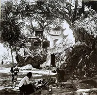Cảnh buôn bán ở Hà Nội xưa qua ảnh đen trắng