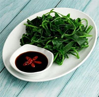 Rau mồng tơi tốt nhưng có 4 nhóm người được khuyến cáo không nên ăn nhiều