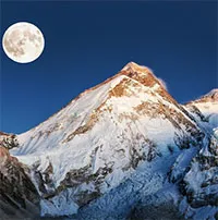 Tại sao đỉnh Everest lại tạo ra tiếng ồn vào ban đêm?